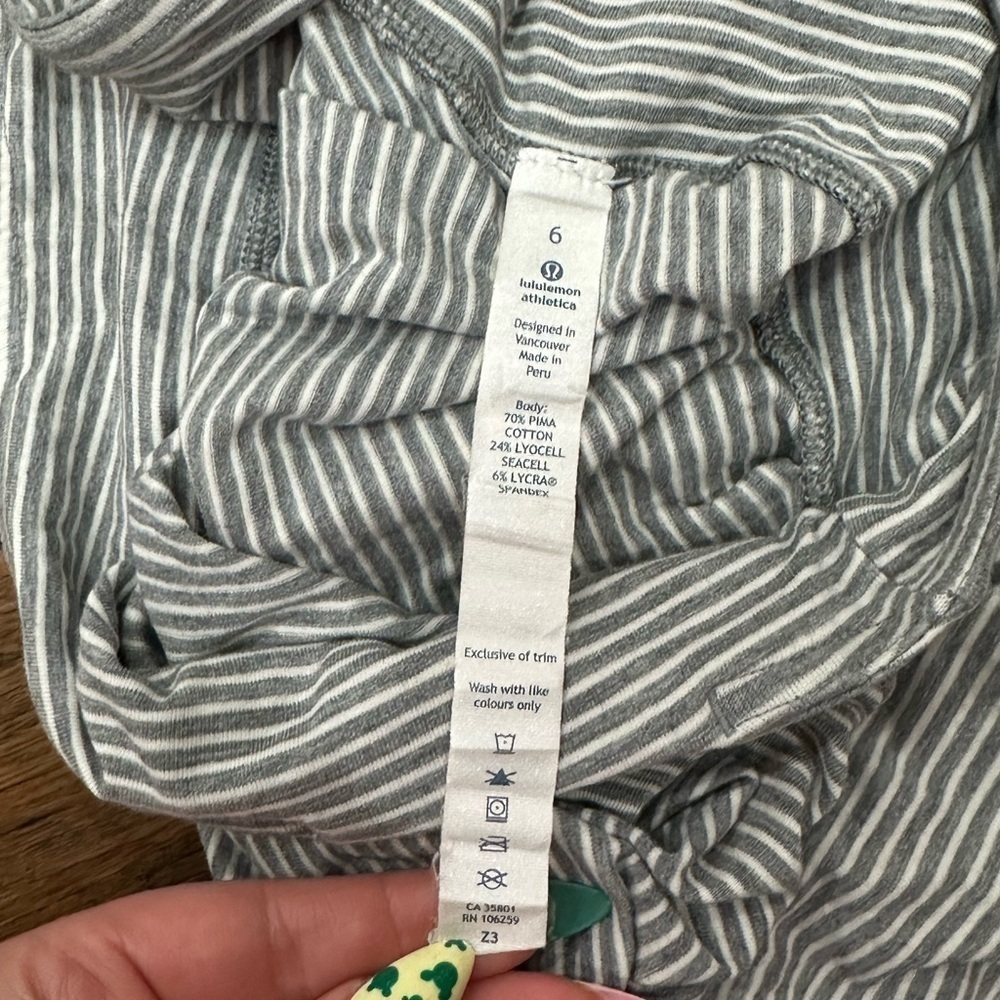 Lululemon Anytime Skirt VITASEA Size 6
Hyper Stripe Medium Grey Ghost - Picture 5 of 5